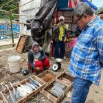 Bupati Garut Rudy Gunawan mengunjungi sejumlah pantai di Garut Selatan. Rudy Gunawan melihat pengunjung tidak begitu ramai ke pantai selatan Garut (foto istimewa)
