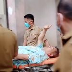 Bupati Garut Rudy Gunawan saat dibawa keluar dari ruang ICU RSUD dr. Slamet Garut Bupati Garut Rudy Gunawan saat dibawa keluar dari ruang ICU RSUD dr. Slamet Garut