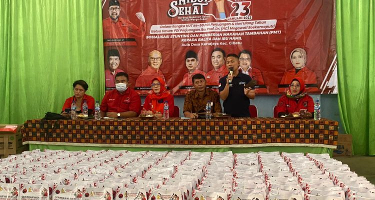 DPC PDI Perjuangan Kabupaten Garut, mengadakan sosialisasi edukasi penurunan dan pencegahan stunting di Desa Kertajaya Kecamatan Cibatu