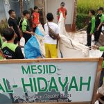Warga Kampung Tegal Lega, Desa Limbangan Sari, kecamatan Cianjur, Kabupaten Cianjur merindukan aktivitas di masjid. Pasalnya masjid Al Hidayah Roboh akibat gempa Warga Kampung Tegal Lega, Desa Limbangan Sari, kecamatan Cianjur, Kabupaten Cianjur merindukan aktivitas di masjid. Pasalnya masjid Al Hidayah Roboh akibat gempa
