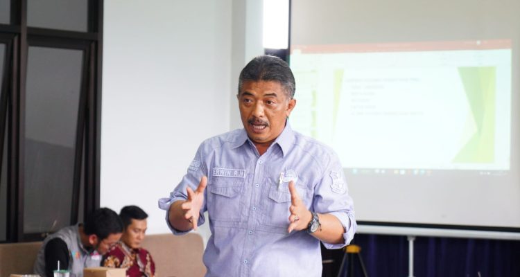 Erwi Rianto, Sekretaris DPMD Garut Erwi Rianto, Sekretaris DPMD Garut