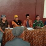 Pemdes Sirnagalih Kecamatan Bayongbong mendapatkan apresiasi karena telah memfasilitasi musyawarah sengketa tanah warganya Pemdes Sirnagalih Kecamatan Bayongbong mendapatkan apresiasi karena telah memfasilitasi musyawarah sengketa tanah warganya