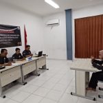 Panwascam Cibatu melakukan tes wawancara terhadap calon pengawas pemilihan desa Panwascam Cibatu melakukan tes wawancara terhadap calon pengawas pemilihan desa