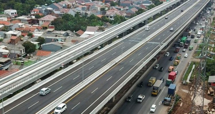 Kajagung Periksa 13 Orang Dugaan Korupsi Proyek Tol Jakarta Cikampek II Kajagung Periksa 13 Orang Dugaan Korupsi Proyek Tol Jakarta Cikampek II