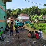 Desa Karyajaya Bersama PUPR Lakukan Pengerukan Irigasi Desa Karyajaya Bersama PUPR Lakukan Pengerukan Irigasi