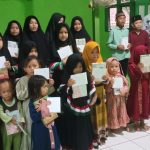 Para Santi dan Santri wati Masjid Al-Hikmah